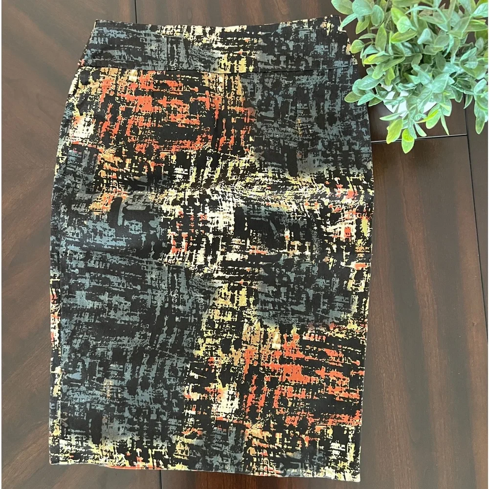 Skirt - Picture 5 of 6